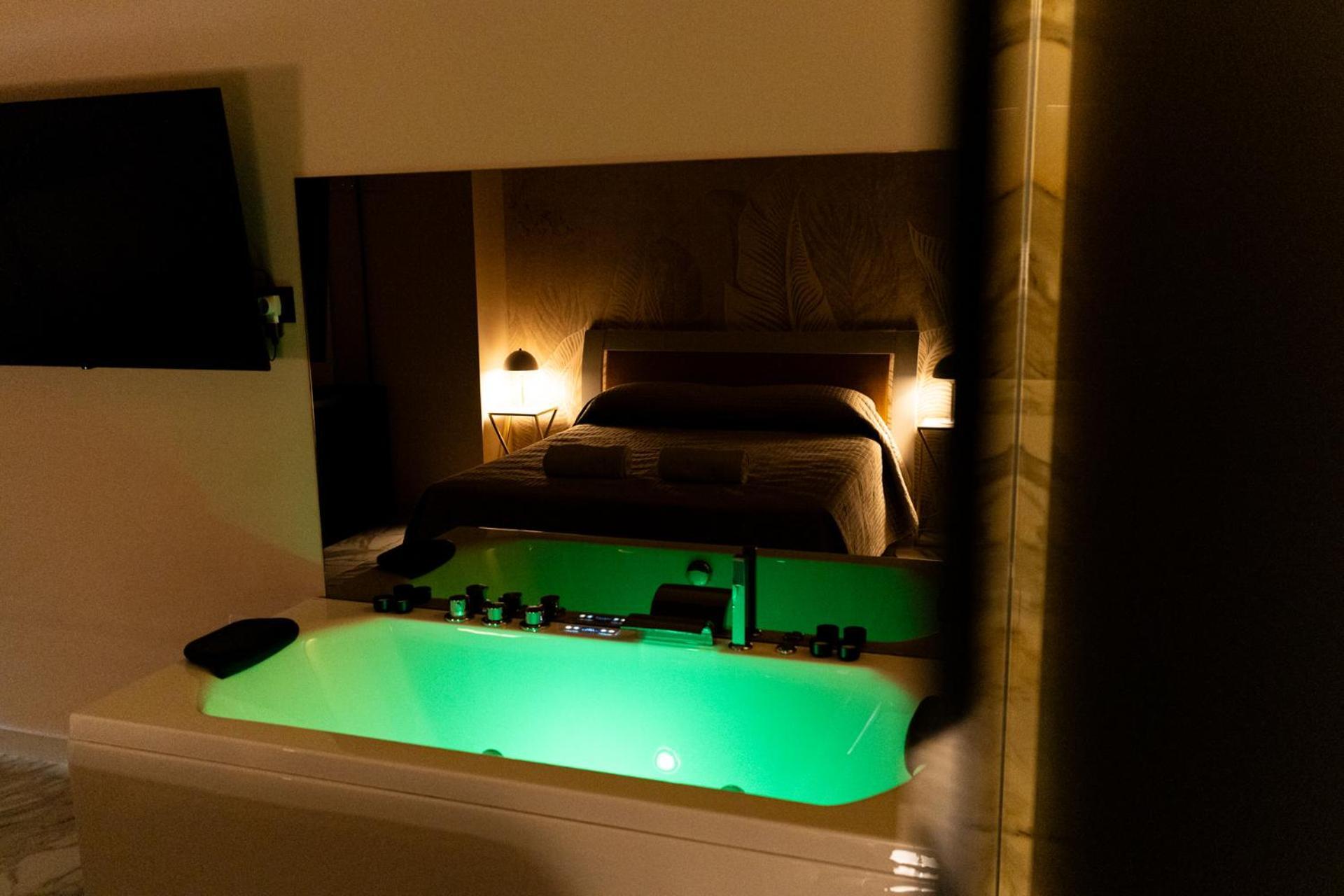 Golden Moon Holiday House คาตาเนีย ภายนอก รูปภาพ